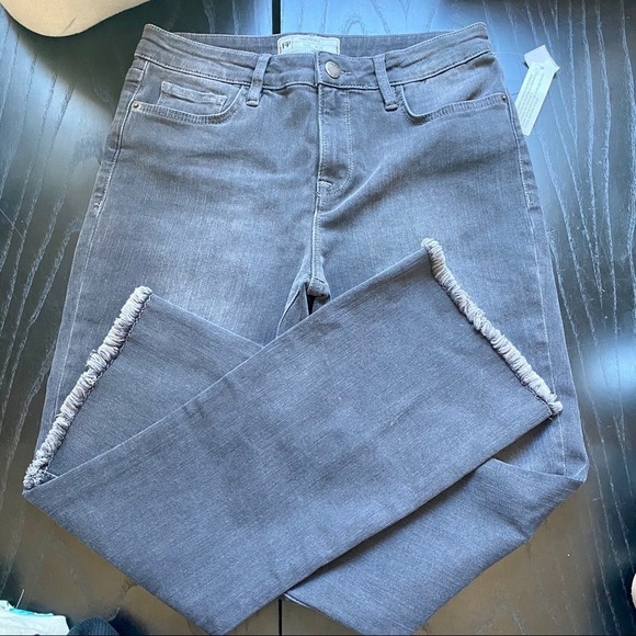 NEW Free People High Rise Cropped Raw Hem Jeans 28 - Picture 2 of 8